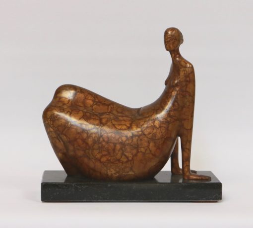 Ana Duncan, Observer III £2,200 Medium: Bronze Size: 18 x 19 x 9 cms Artist: Ana Duncan Medium: Bronze Size: 18 x 19 x 9 cms Nadia Waterfield Fine Art. Bronze and Ceramic Sculpture Artist from Dublin. The female figure is the subject of focus inspired by organic forms.