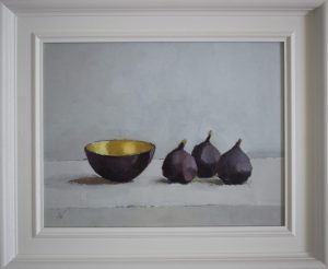 Annie Waring, Gilt bowl with three figs 2